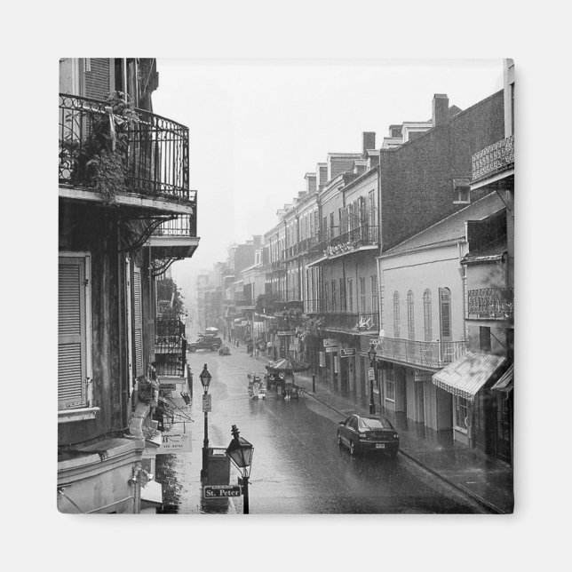 Imã Rainswept Royal Street Quarter Magnet Francês (Frente)