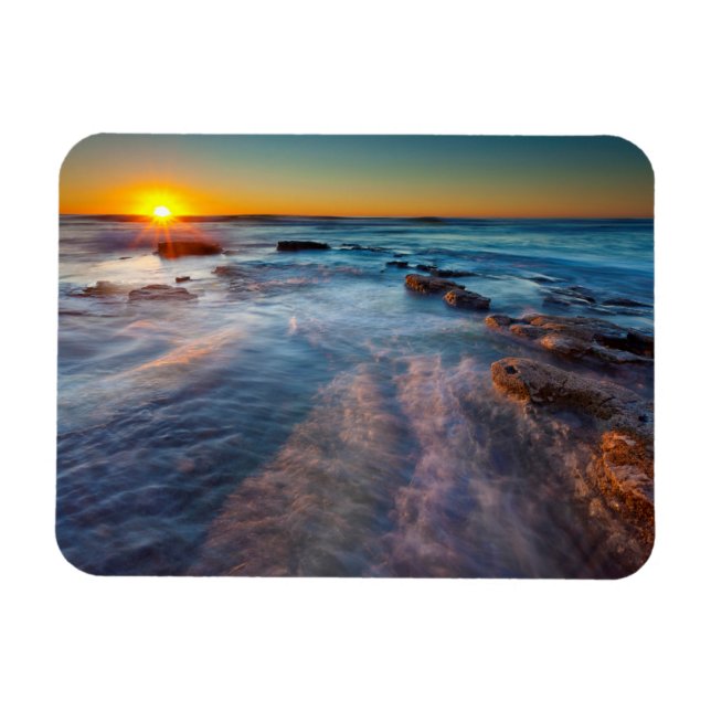 Ímã Raios de sol iluminam o Oceano Pacífico (Horizontal)