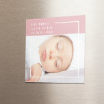 Imã Rico - Foto do bebê em forma de beleza | Rosa e Br<br><div class="desc">Apresentando a nossa "Coleção de Momentos Alegres", onde a felicidade encontra a criatividade! Celebre a pura alegria e admiração da vida com nossos incríveis produtos de citações de Bebês em Segundo Plano Rosa. Esteja você comprando por si mesmo ou procurando pelo presente perfeito, nossa coleção promete que vai iluminar seu...</div>