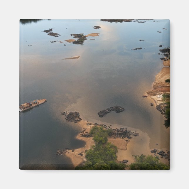 Imã Rio Essequibo, o rio mais longo da Guiana, e 2 (Frente)