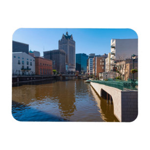 Ímã riverfront da rua kilbourn em milwaukee