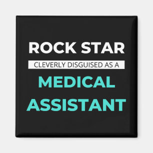 Imã Rock Star Claramente Disfarçada Como Médica