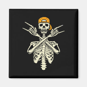 Imã Rocker Skeleton Boné Skater Halloween Rock Gir