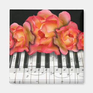 Imã Rosas do teclado de piano e notas da música