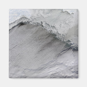 Imã Ruas do gelo marinho e da nuvem no mar de Bering