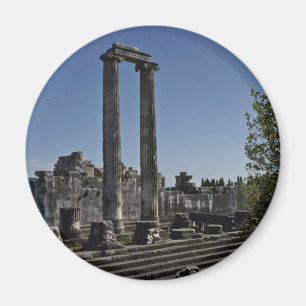 Imã Ruínas quebradas do estilo grego