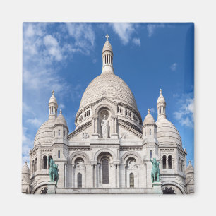 Imã Sacre Coeur on Montmartre Hill - Paris, França