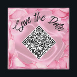 Imã Salve a data do ímã de código QR personalizado<br><div class="desc">Torne os seus momentos especiais realmente memoráveis com a nossa Orquídea Rosa "Salve a Data". Apresentando um impressionante fundo de orquídea rosa, este elegante ímã é a maneira perfeita de anunciar seu próximo evento em estilo. O que diferencia este ímã é seu código QR personalizável e o texto RSVP, permitindo...</div>