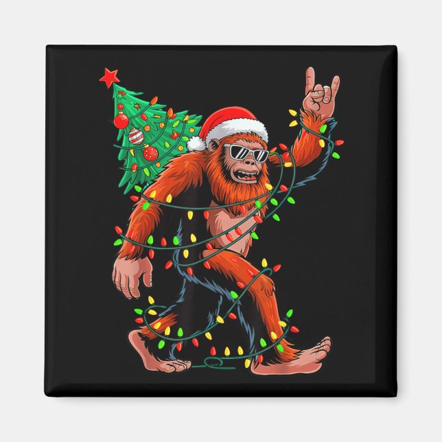 Imã Santa Bigfoot Christmas Tree Xmas Lights Sasquatch (Frente)