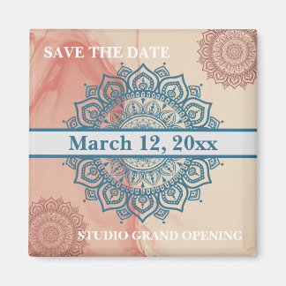 Imã Save the Date for a Studio Grand Opening