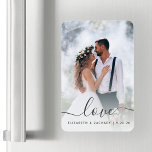 Ímã Script de Cinza de Amor de Foto de Casamento Perso<br><div class="desc">Celebre o seu casamento com este ímã flexível de manutenção, que inclui a palavra "amor" no elegante roteiro de escrita de cinzas de carvão com baloiços no início e no fim. Personalize-o com seus nomes e data de casamento, e substitua a imagem de amostra pela sua foto favorita de casamento....</div>