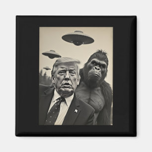 Imã Selfie engraçada de Trump e Pé Grande com óvnis e