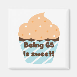Imã Ser 65 é t-shirt e presentes doces do aniversári