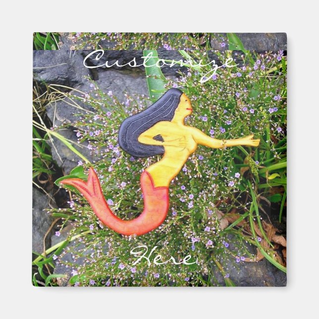 Imã sereia-de-cauda-vermelha de cabelos-escuros (Frente)