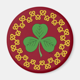 Imã Shamrock and Knotwork on Red