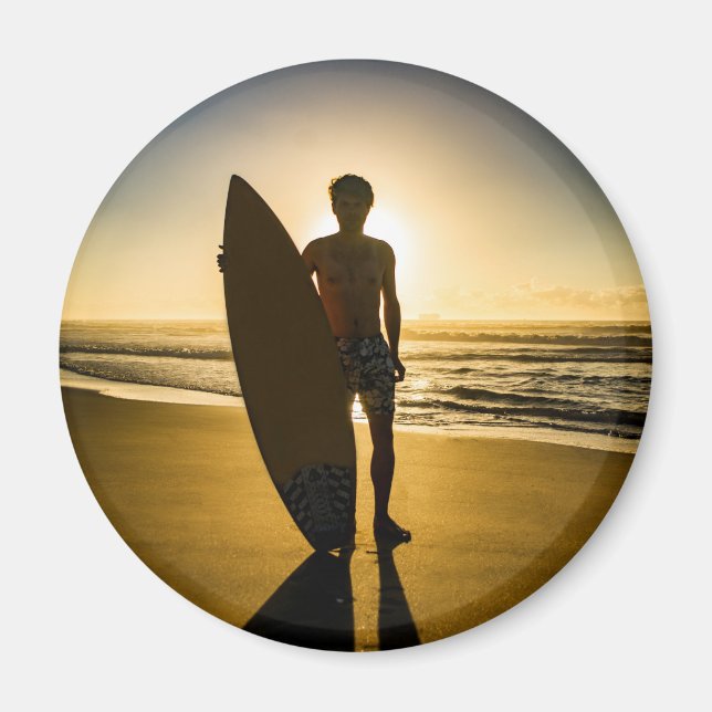 Imã Silhueta de surfe durante o nascer do sol (Frente)