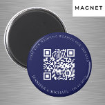 Imã Site de casamento Detalhes do código QR rsvp marin<br><div class="desc">Adicione sua url para seu site de casamento. Para obter informações,  detalhes,  rsvp online. Um fundo azul marinho,  texto branco.</div>
