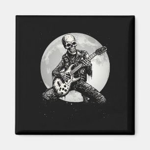 Imã Skeleton tocando violão, pedrechando o dia das bru