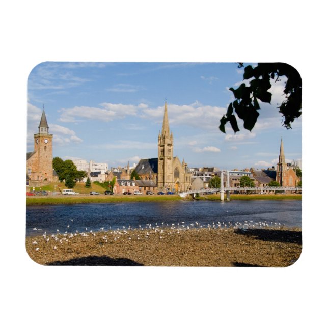Ímã Skyline e rio da cidade quente de Inverness (Horizontal)