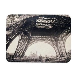 Ímã Sob a torre Eiffel, antes de ascensão, de "L
