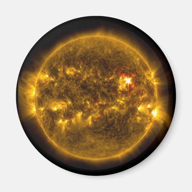 Imã Sol espacial externo com explosões solares (Frente)
