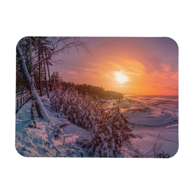 Ímã Sol sobre a costa da neve (Horizontal)