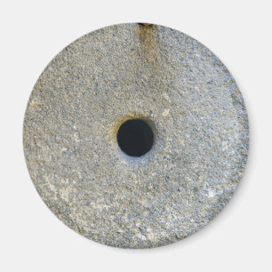 Imã sorrir forçadamente do pão do cereal do trigo da