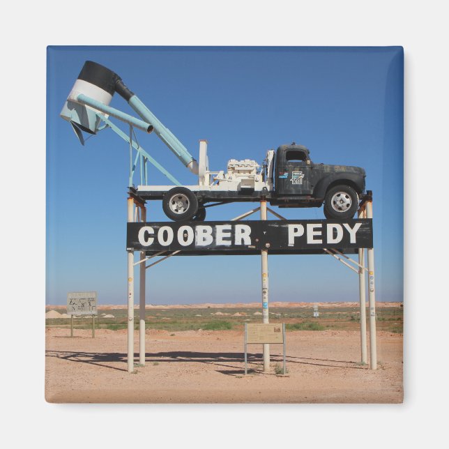 Imã Souvenir Personalizado do Pedy Outback Coober (Frente)