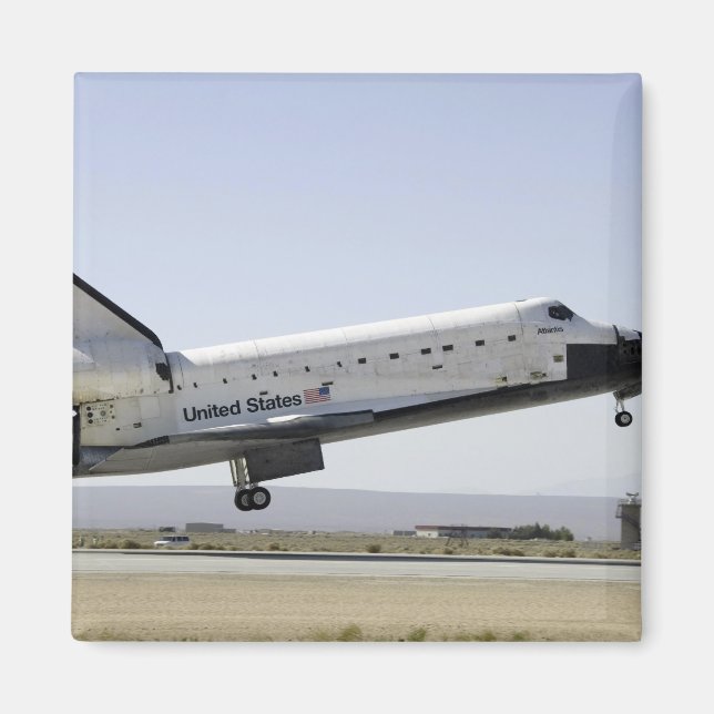 Imã Space Shuttle Atlantis se prepara para pousar 2 (Frente)