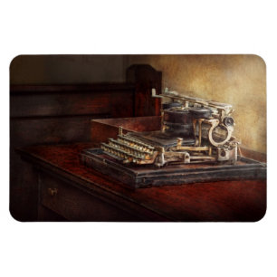 Ímã Steampunk - Uma velha máquina de escrever encrusta