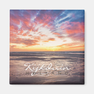 Imã Sunset sobre praia e mar