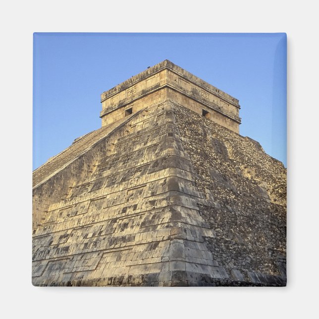 Imã Templo de Kukulcan ou Castelo) em (Frente)