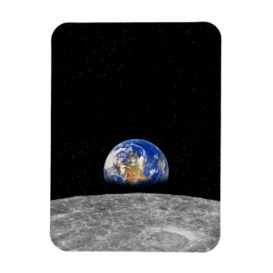 Ímã Terra do planeta que aumenta sobre a lua