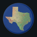 Imã Texas Map Magnet<br><div class="desc">Um elegante e detalhado mapa de alivios do Texas colocado sobre um fundo de cores de bandeira. Mapa derivado de imagens em nationalatlas.gov.</div>