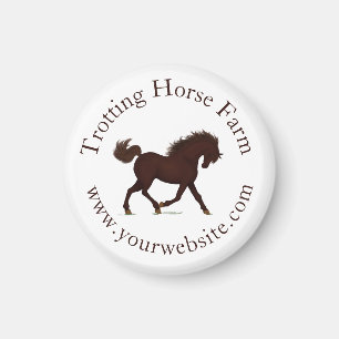 Imã Texto Circular do Cavalo Marrom Trotante Equestre