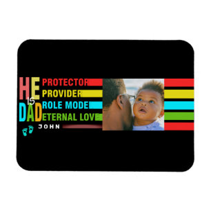 Ímã Texto colorido Ele é PAI, Pai Aniversário Presente