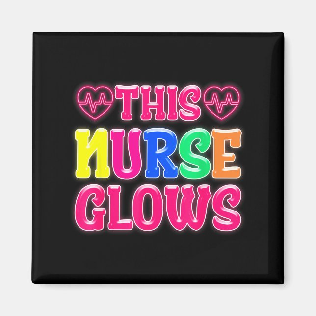 Imã This Nurse Glows Nursing Glow Retro  (Frente)