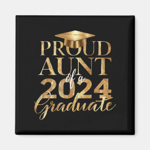 Imã Tia Orgulhosa da Turma de 2024 Graduada