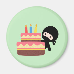 Imã Tiny Ninja Behind Birthday Cake Green