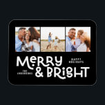 Ímã Típica mínima moderna 3 foto Foto Natal M<br><div class="desc">Tudo pode não estar calmo,  mas tudo ainda pode ser brilhante com este divertido cartão de Natal colorido. Com espaço para 3 fotografias quadradas,  disponível numa seleção de cores.</div>