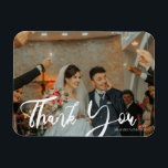 Ímã Tipografia de Casamento 3 Foto Colorido Obrigado<br><div class="desc">Obrigado seus hóspedes em estilo com esse obrigado giro e fofo que você imã. Excelente para casamentos e festas.</div>