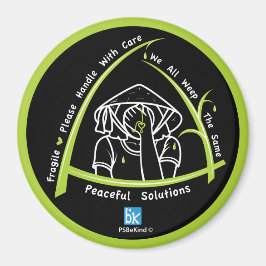 Imã Todos Nós Gritamos O Mesmo Magnet Redondo De 4,3"