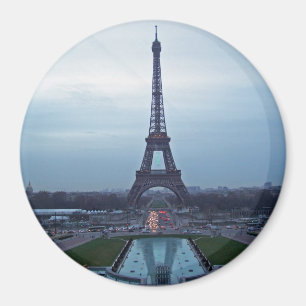 Imã Torre Eiffel no alvorecer