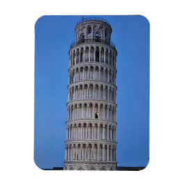 Ímã Torre Inclinada ao Crepúsculo