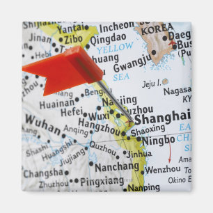 Imã Trace o pino colocado em Shanghai, China no mapa,