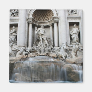 Imã Trevi Fountain Roma