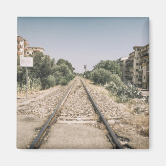 Imã Trilha Única de Trem no Sul da Itália