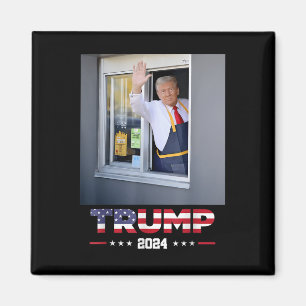 Imã Trump Works Drive-thru Trump Servindo Fries france