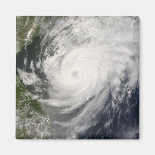 Imã Tufão Neoguri se aproximando da China