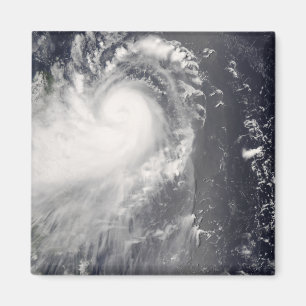 Imã Tufão Nuri que aproxima as ilhas filipinos